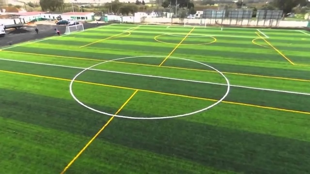 Các ý nghĩa chiến thuật liên quan đến vòng tròn giữa sân bóng đá