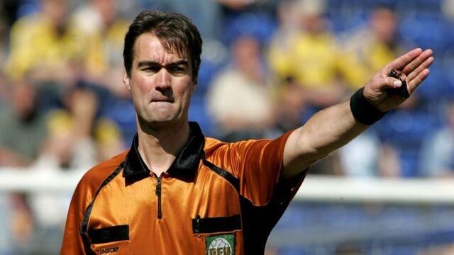 Trọng tài người Đan Mạch Kim Milton Nielsen