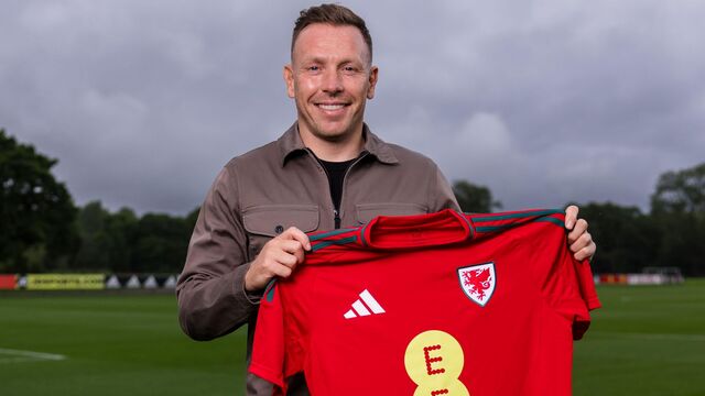 Craig Bellamy - Huấn luyện viên xứ Wales với những cống hiến lớn lao Craig Bellamy - Huấn luyện viên xứ Wales với những cống hiến lớn lao