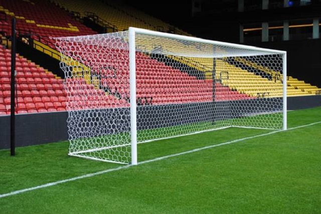 Hiểu đúng về khung thành bóng đá
