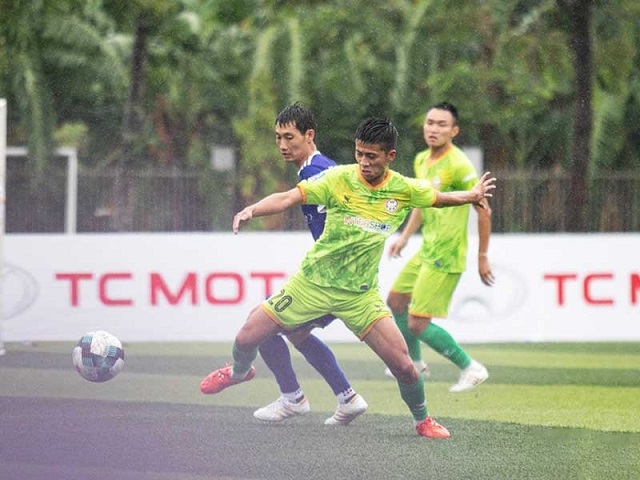 Sân bóng đá 3 người Sân bóng đá 3 người