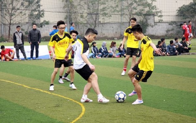 Trang phục thi đấu trong bộ môn bóng đá 5 người như thế nào?