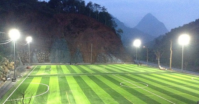 Tổng chi phí làm sân bóng đá mini bằng cỏ nhân tạo Tổng chi phí làm sân bóng đá mini bằng cỏ nhân tạo