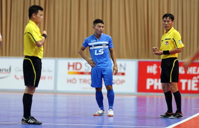 Yêu cầu đối với một trọng tài futsal Yêu cầu đối với một trọng tài futsal